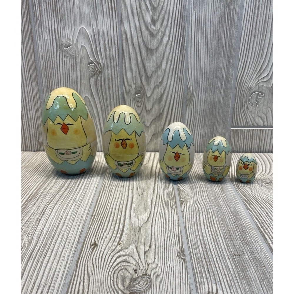 Vintage Wooden Nesting Eggs Hand Painted Easter Chick Matryoshka Set of 5